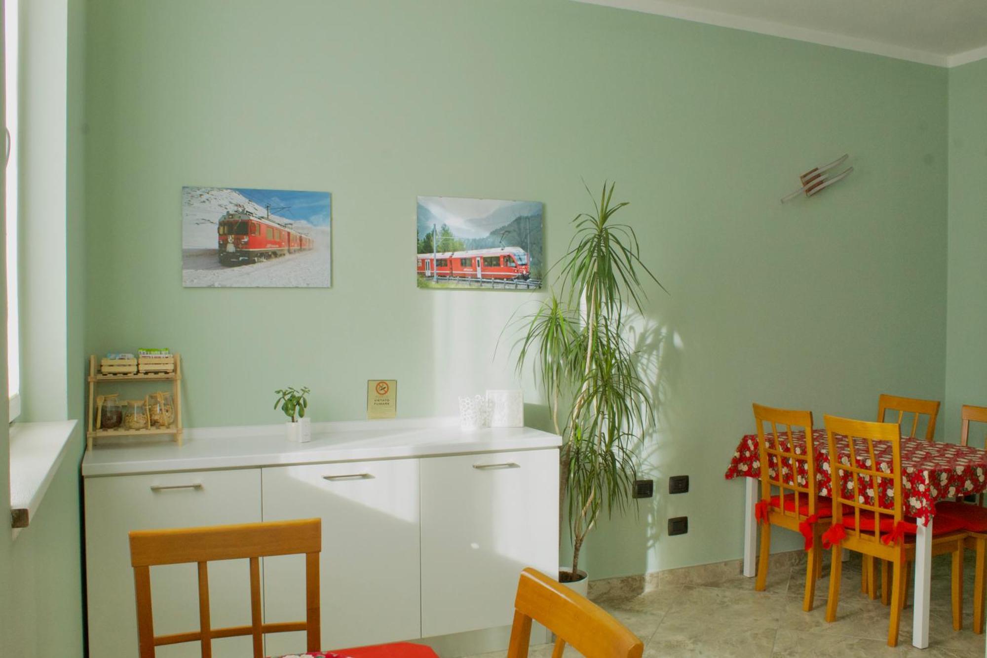 B&B Il Riccio Tirano Ngoại thất bức ảnh